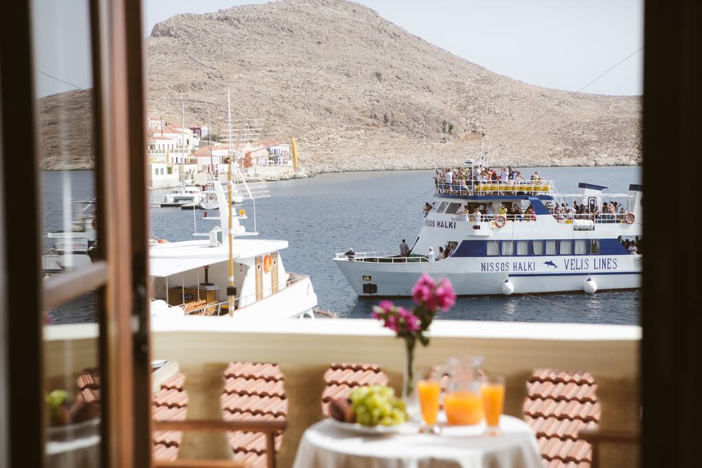 Villa Antonis Chalki Town Eksteriør billede